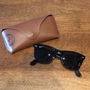 Polarized Ray-Ban Wayfarer Sunglasses